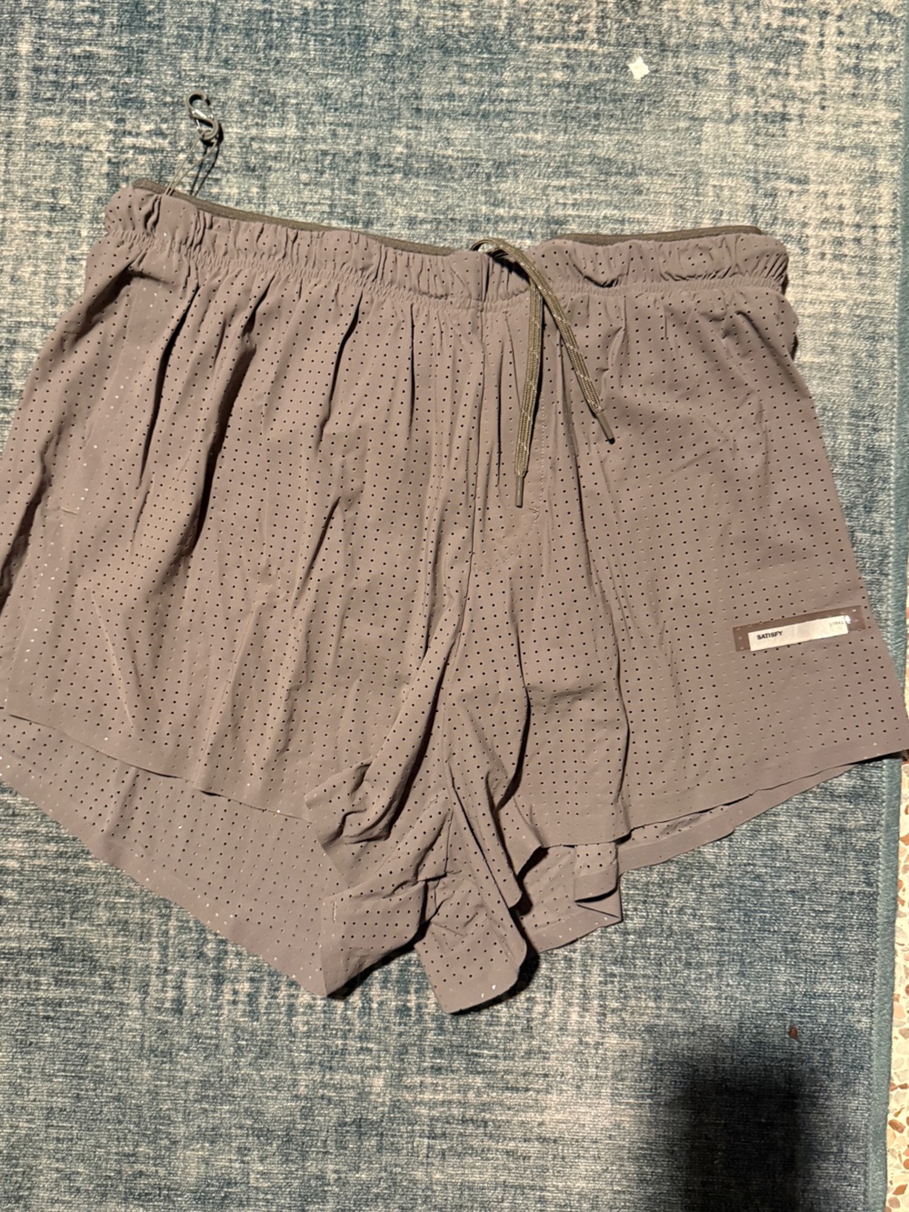 Satisfy space o shorts